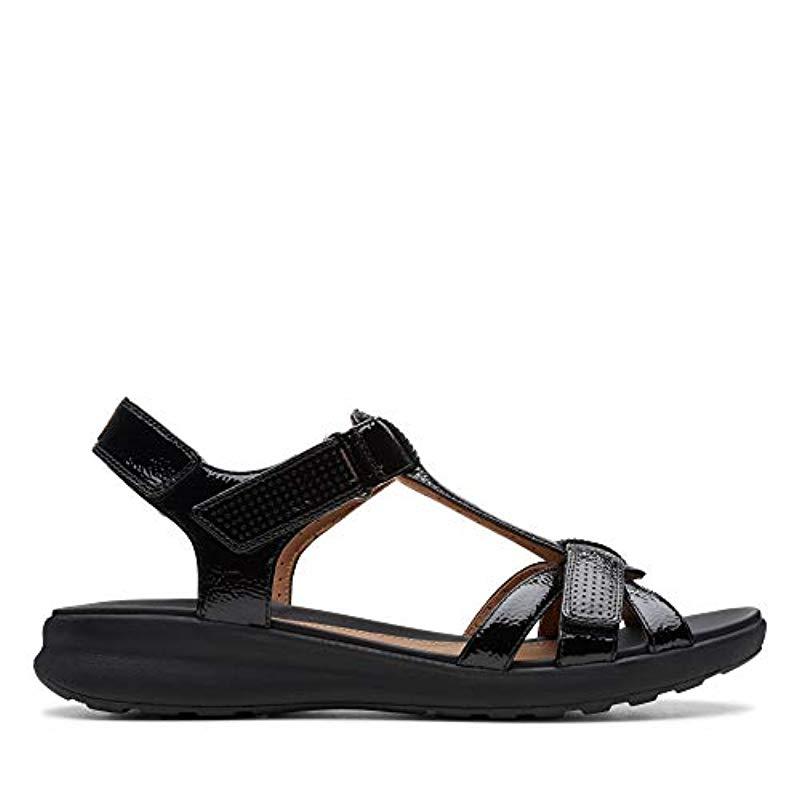 Clarks patent sandals 2025
