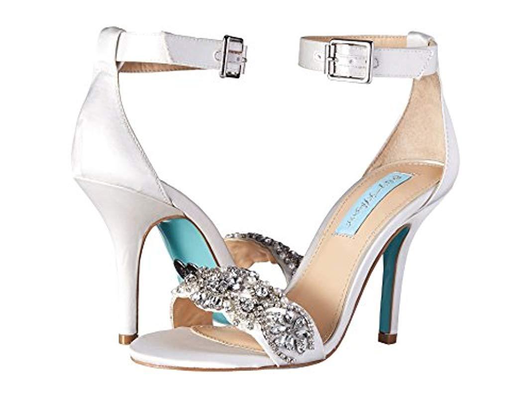 betsey johnson gina sandal
