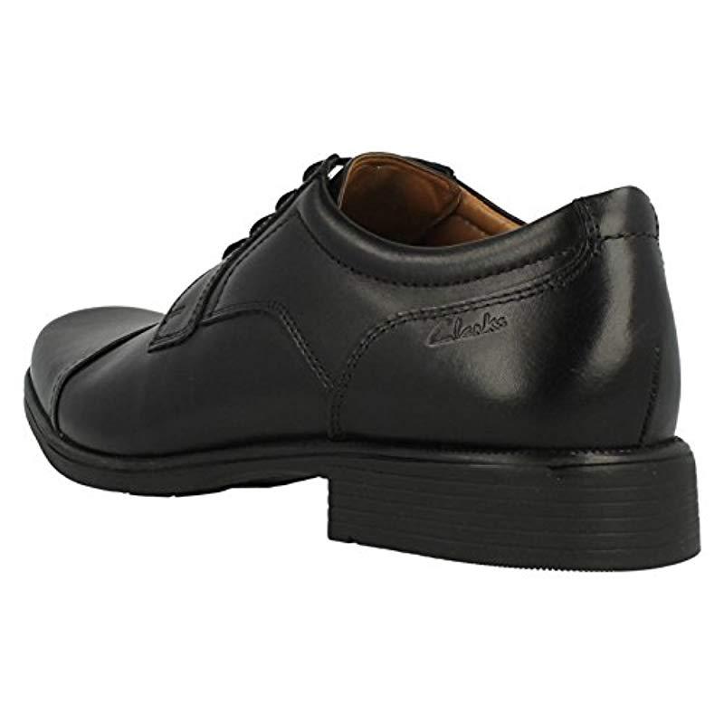 clarks huckley cap shoes