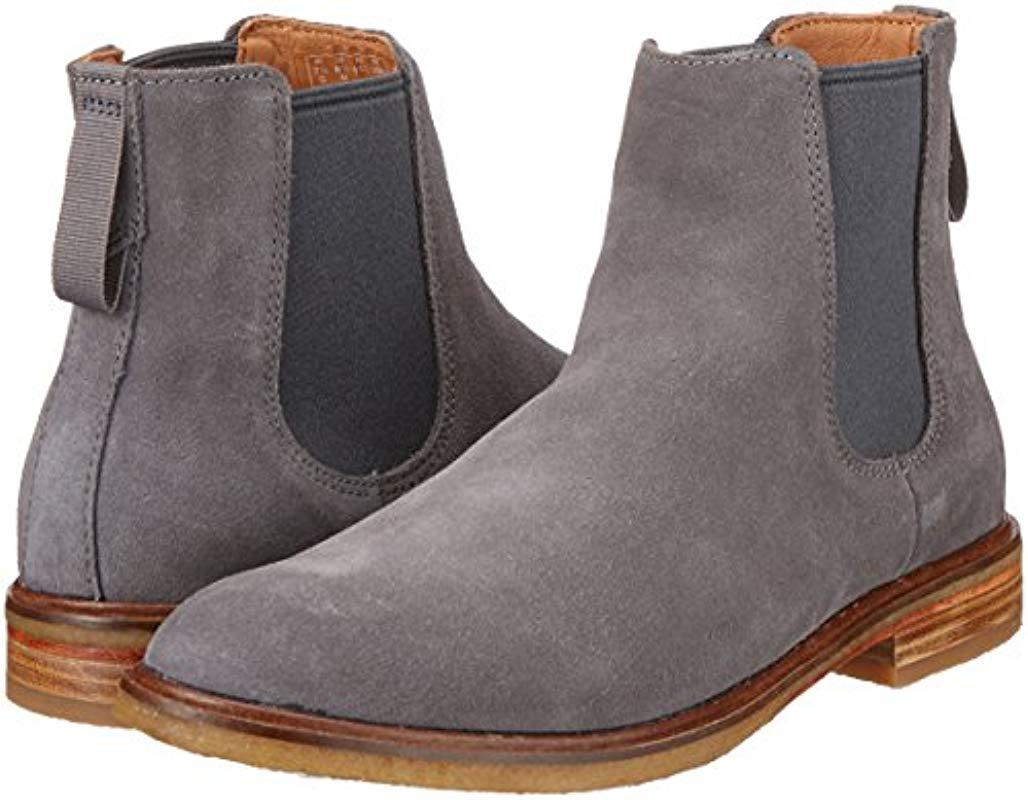 clarks gobi grey