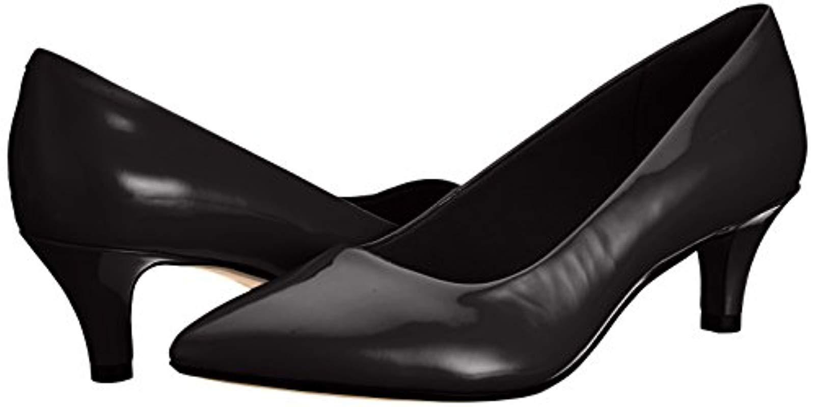 Clarks Leather Linvale Jerica Closedtoe Pumps in Black Lyst