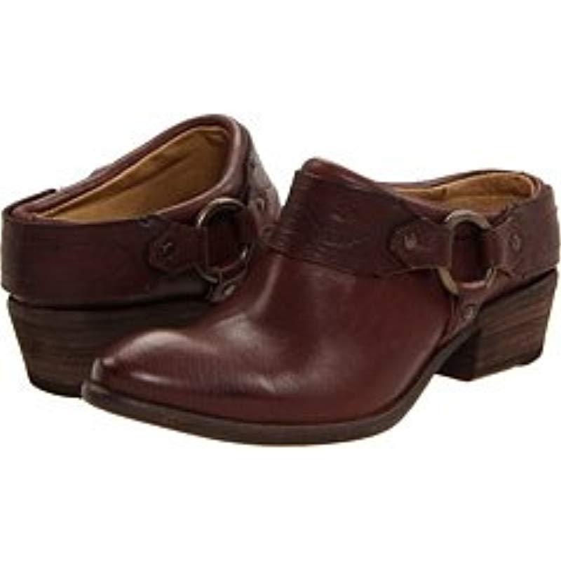 frye harness clog