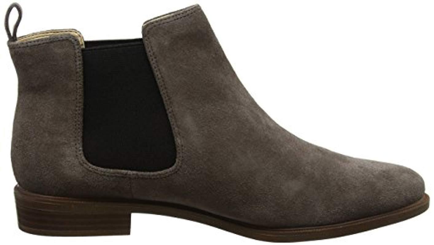 clarks taylor shine taupe