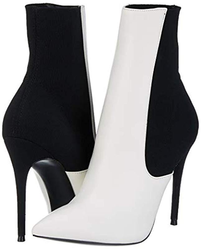 divinity bootie steve madden