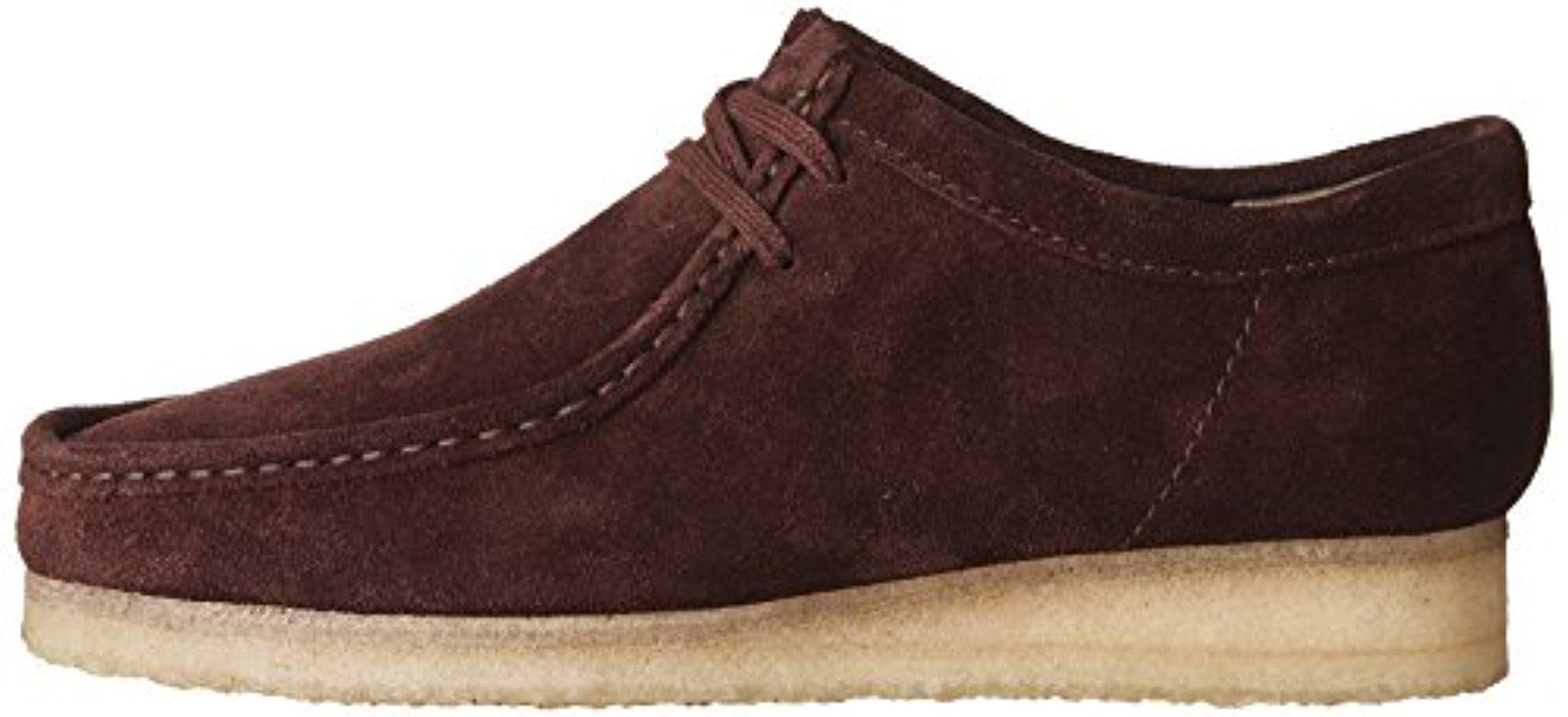 burgundy clarks wallabee