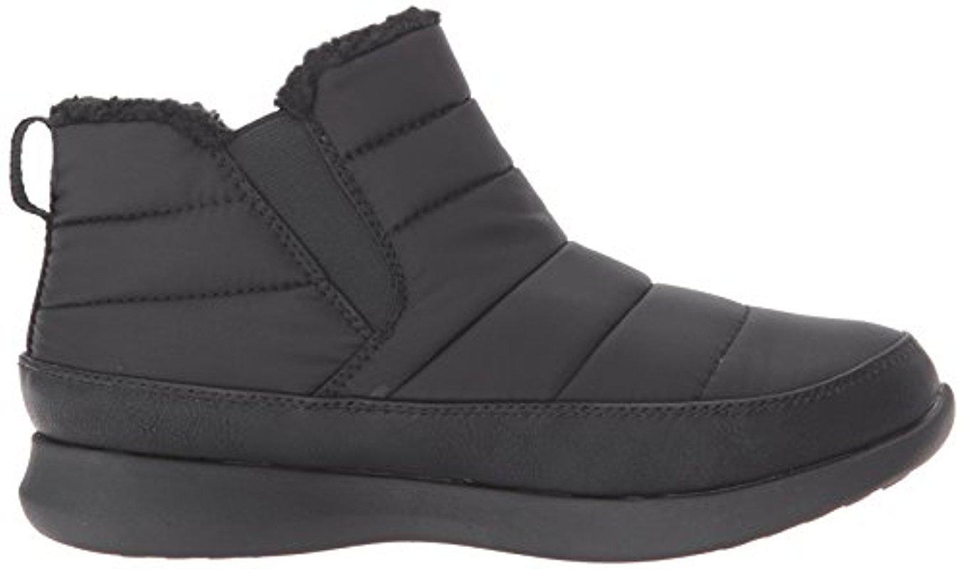 skechers boulder boots