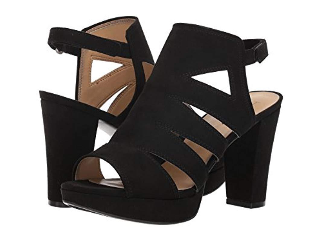 naturalizer etta sandal