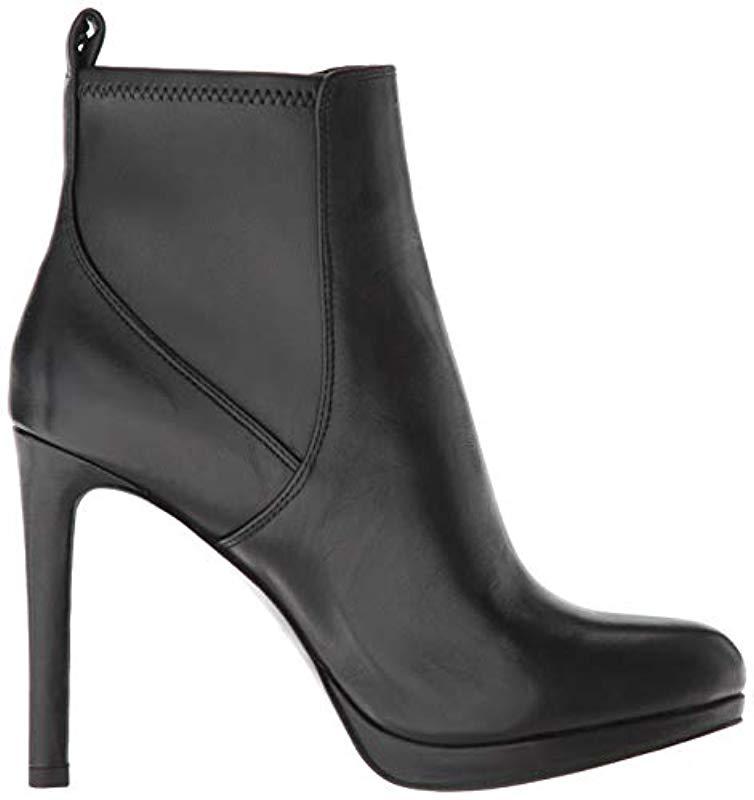 nine west quillin platform booties