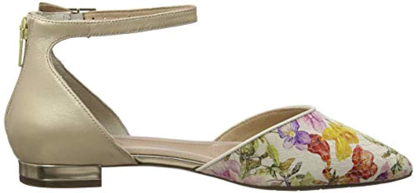 rockport closed toe sandals