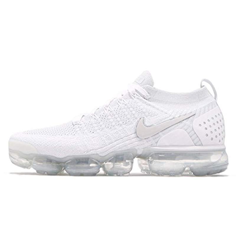 Nike Air Vapormax Flyknit 2 Gymnastics Shoes in White for Men - Lyst