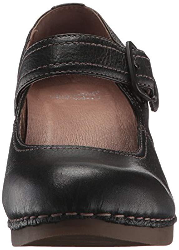 dansko sandra wedge pump