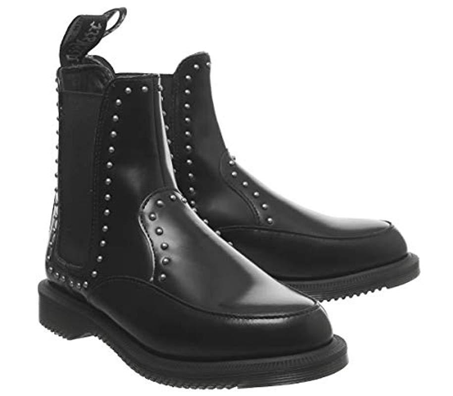 aimelya stud dr martens