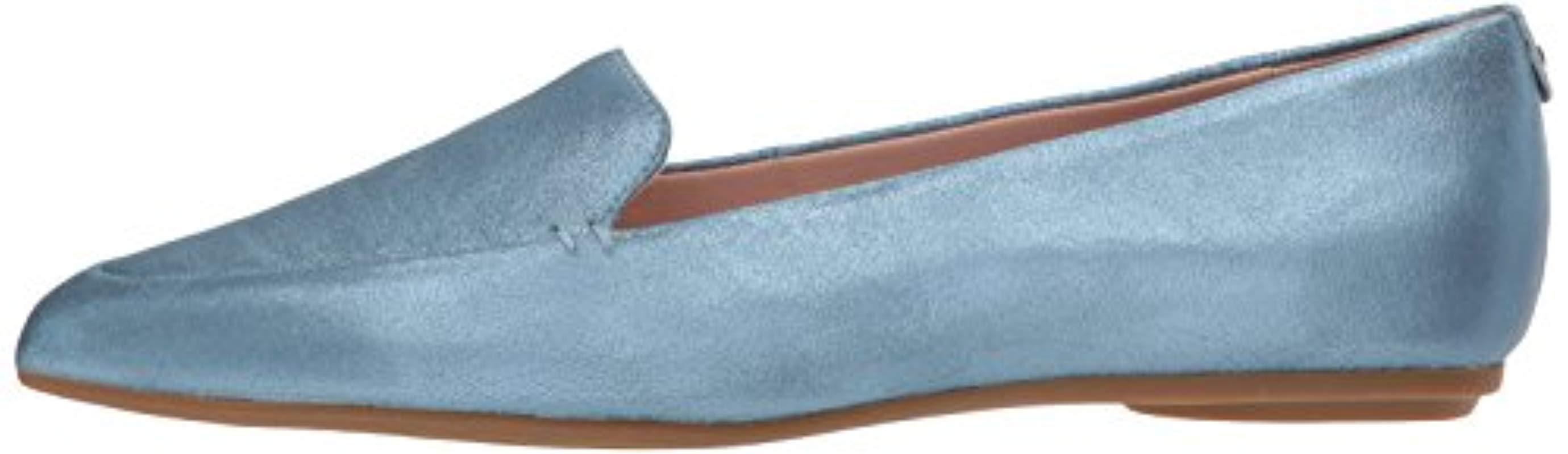 Taryn Rose Womens Faye Shimmer Metallic Loafer Flat