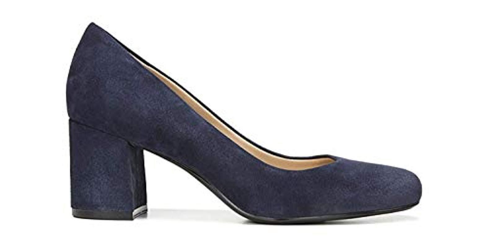 high heels naturalizer