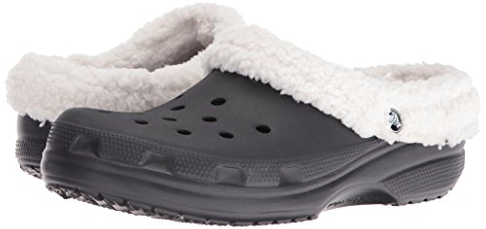 gray fur crocs
