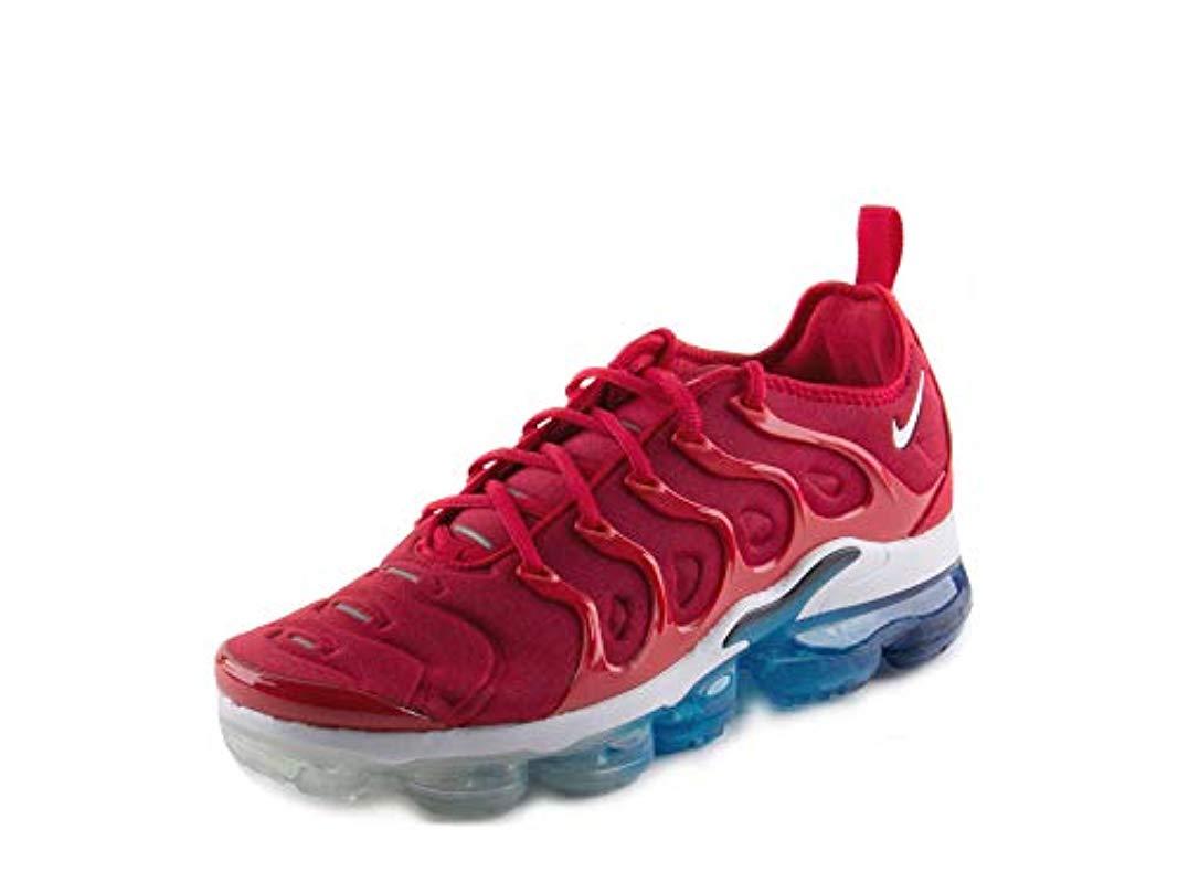 Nike Vapormax Plus} Sports and Fitness at Free Market