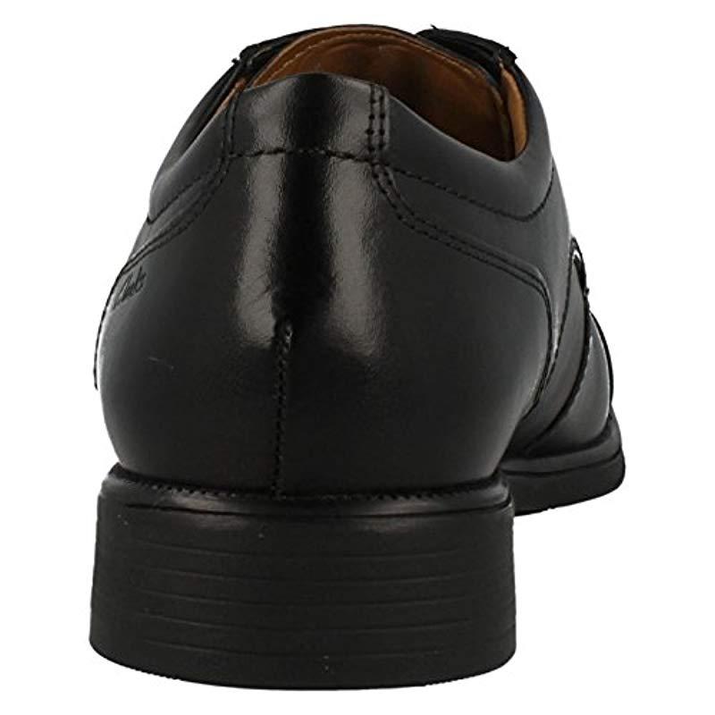 clarks huckley cap shoes