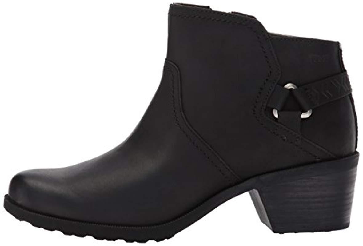 teva foxy boot