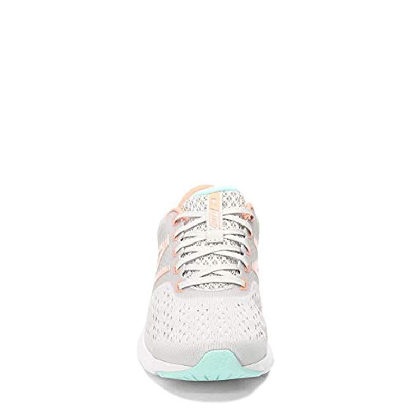 women's draft v1 running shoe