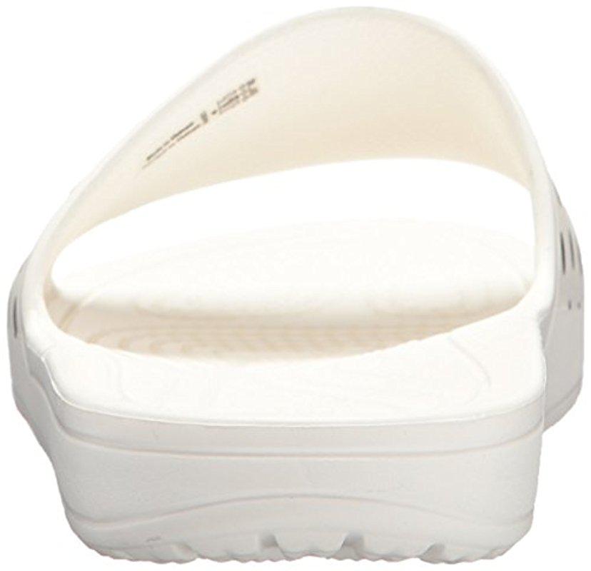 crocs minnie mouse slides