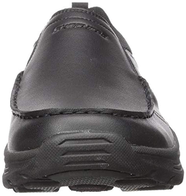 Skechers men's expended clearance leather slip on moccasin