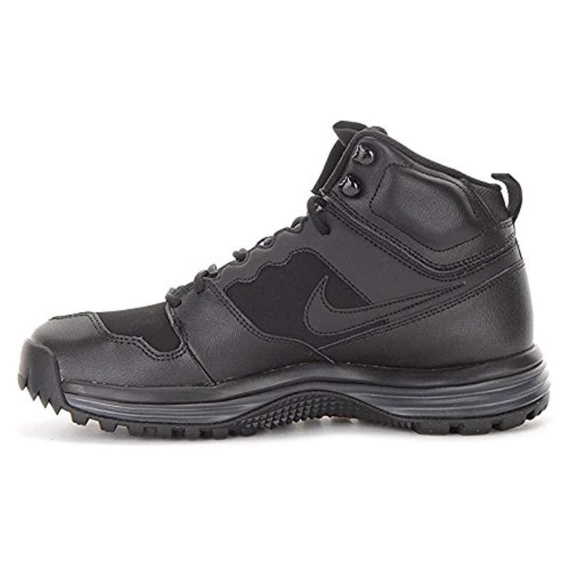 nike dual fusion hills mid men's hiking boots