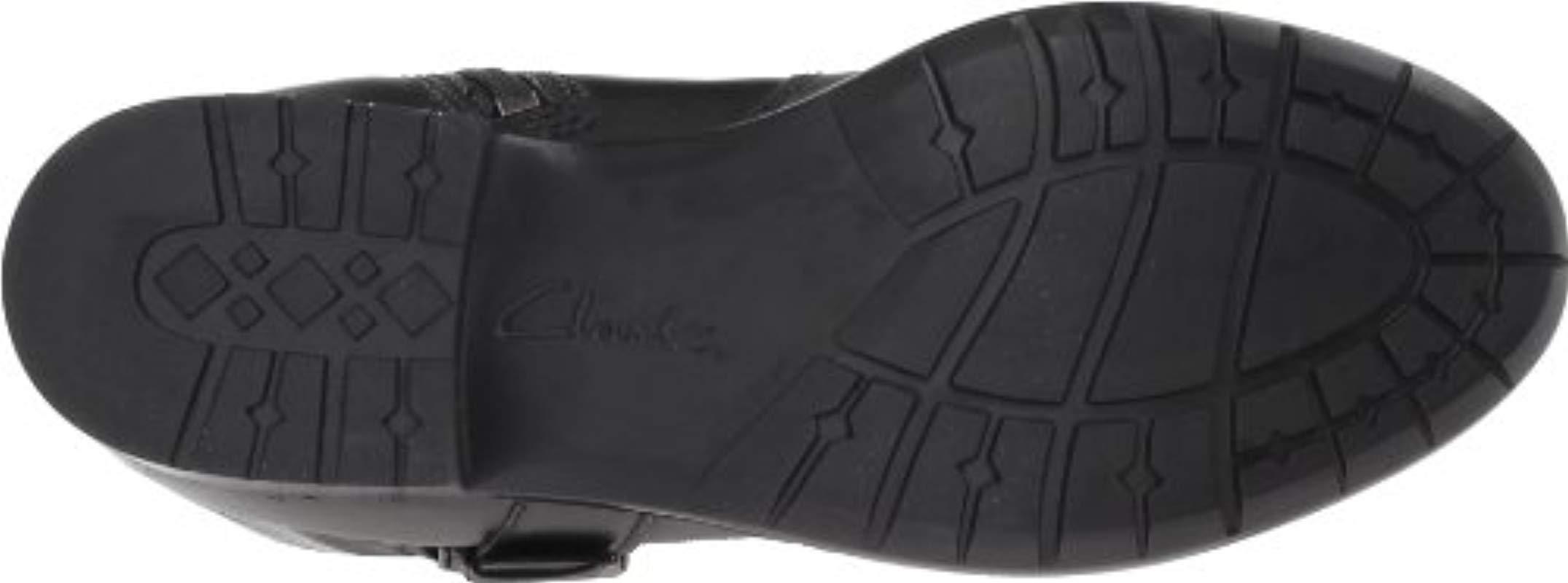 clarks plaza pug riding boots