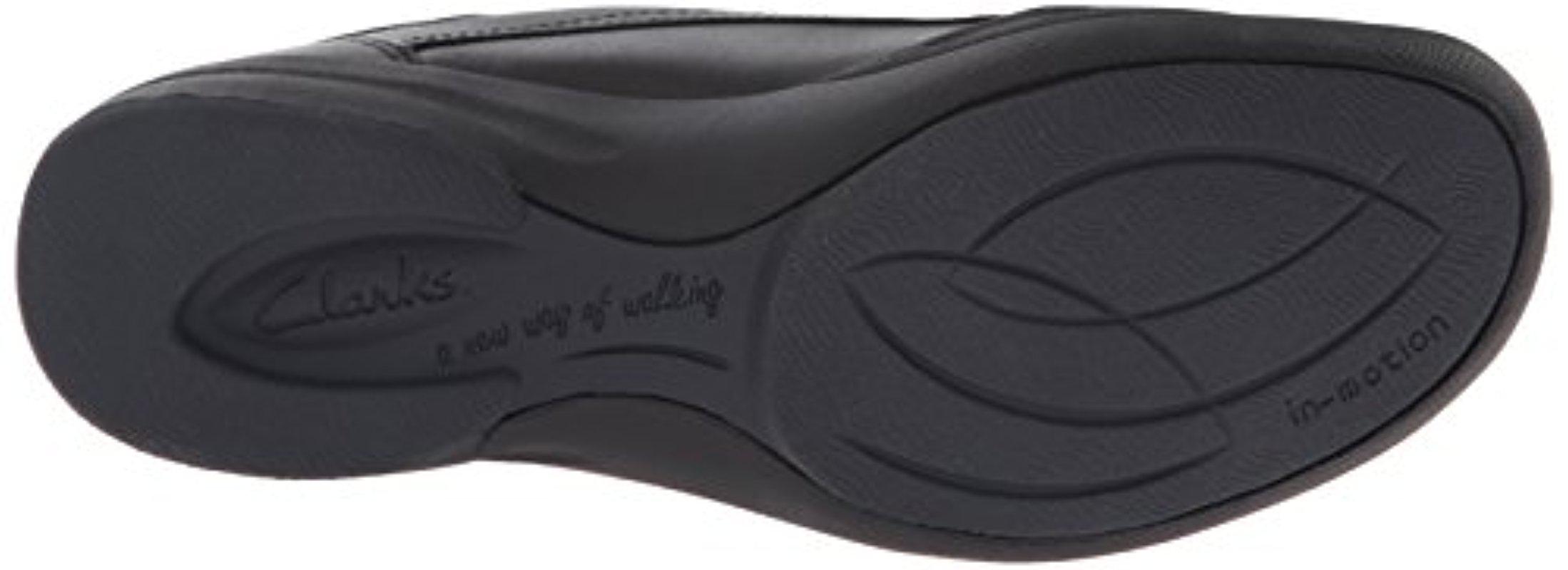 clarks women's in motion rock walking shoes
