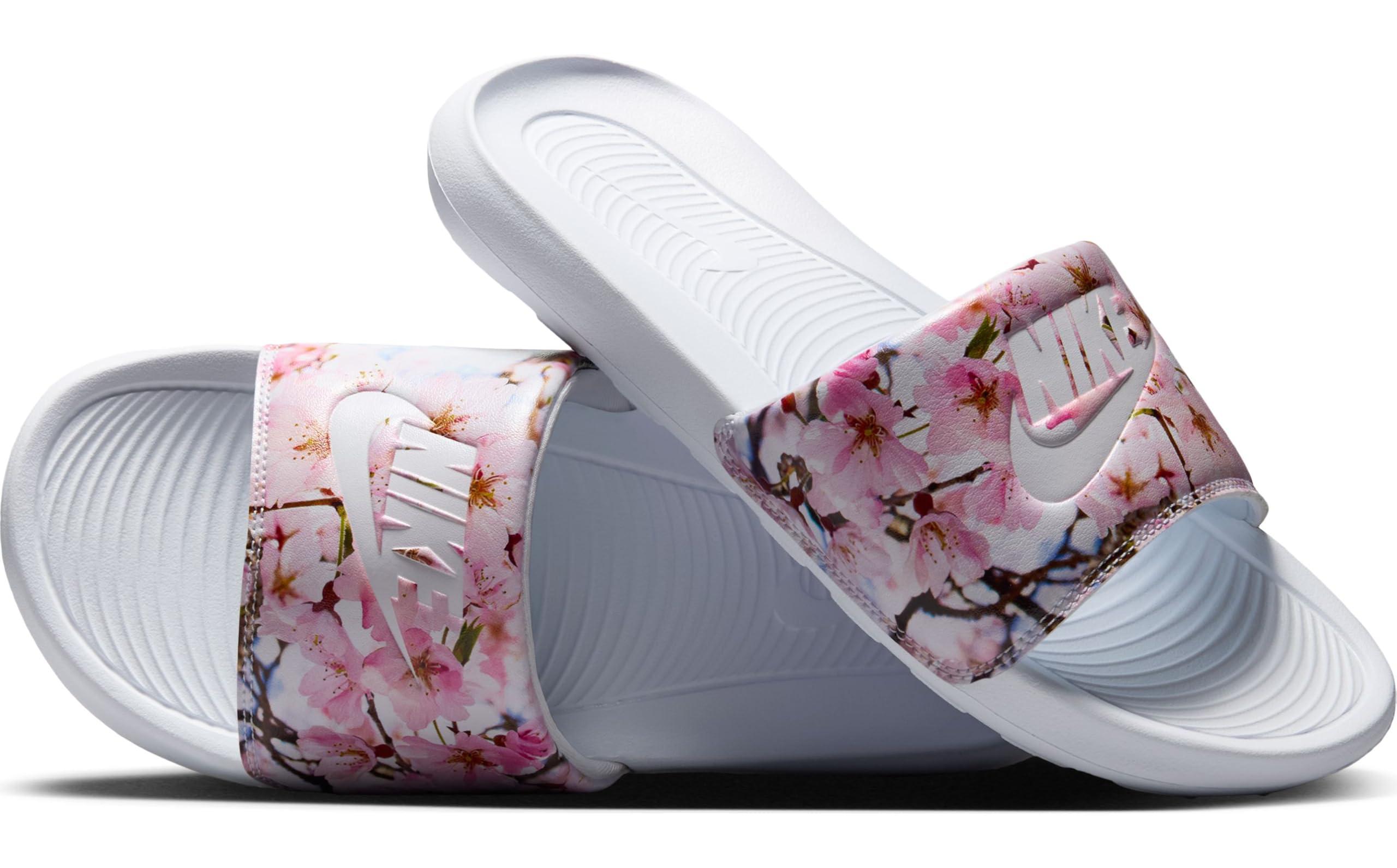 Nike Damen Nike Latschen Rot NIKE V5 RNR Sneaker Damen 600 Washed