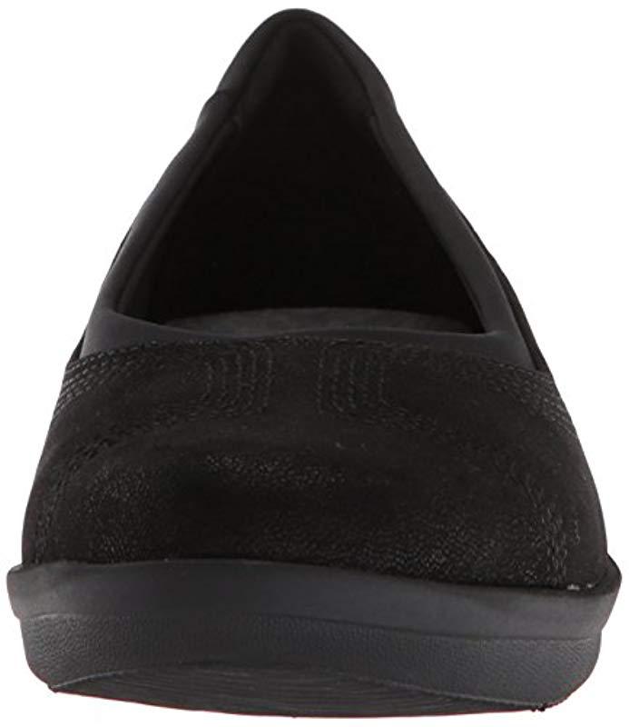 clarks ayla low ballet flat