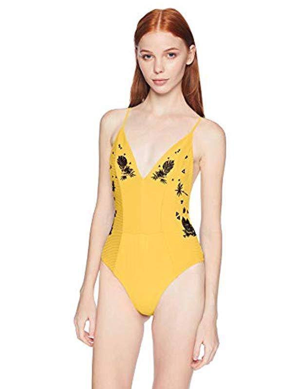 experimenteel Openlijk toezicht houden op Hurley Standard Quick Dry Embroidered Strappy Bathing Suit in Yellow | Lyst