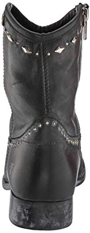 melissa button multi stud short