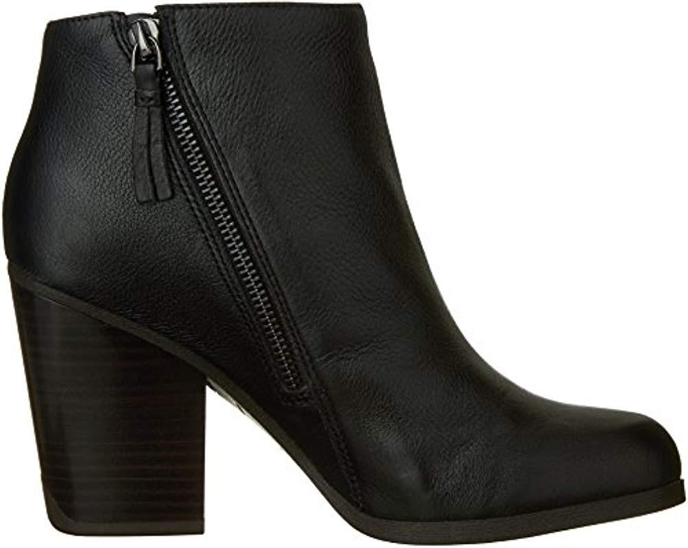 Kenneth Cole Reaction Might Win Ankle Bootie in Black - Lyst