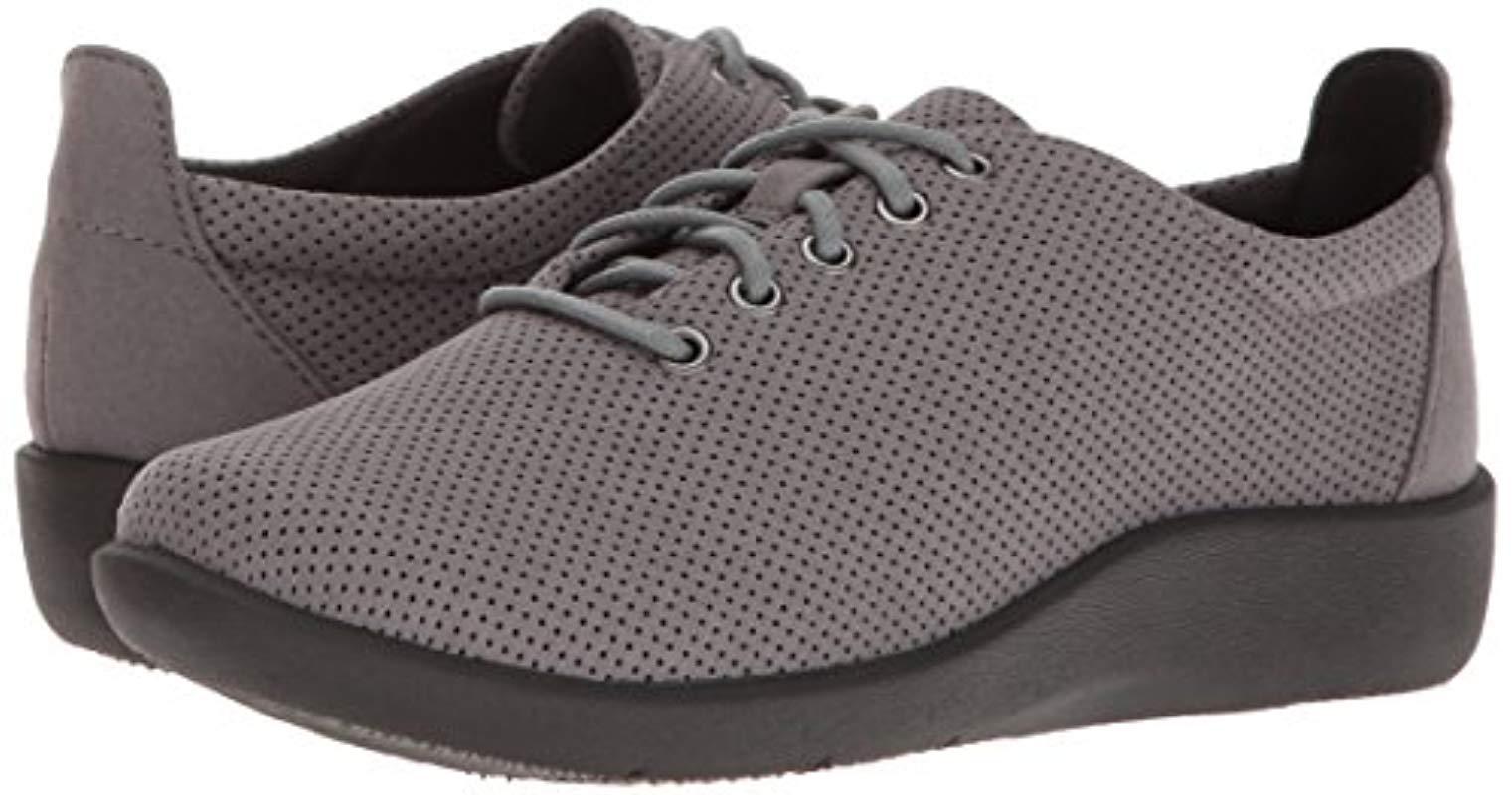 clarks sillian tino black