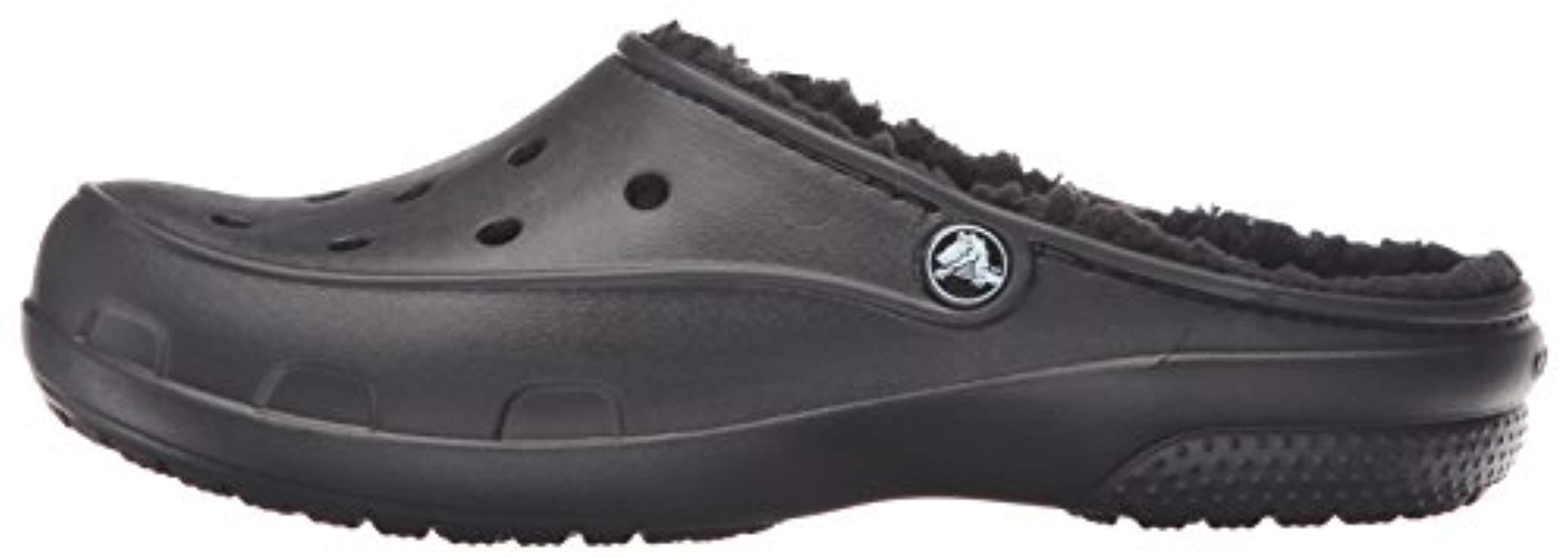 Crocs™ Freesail Plush Lined Clog in Black | Lyst