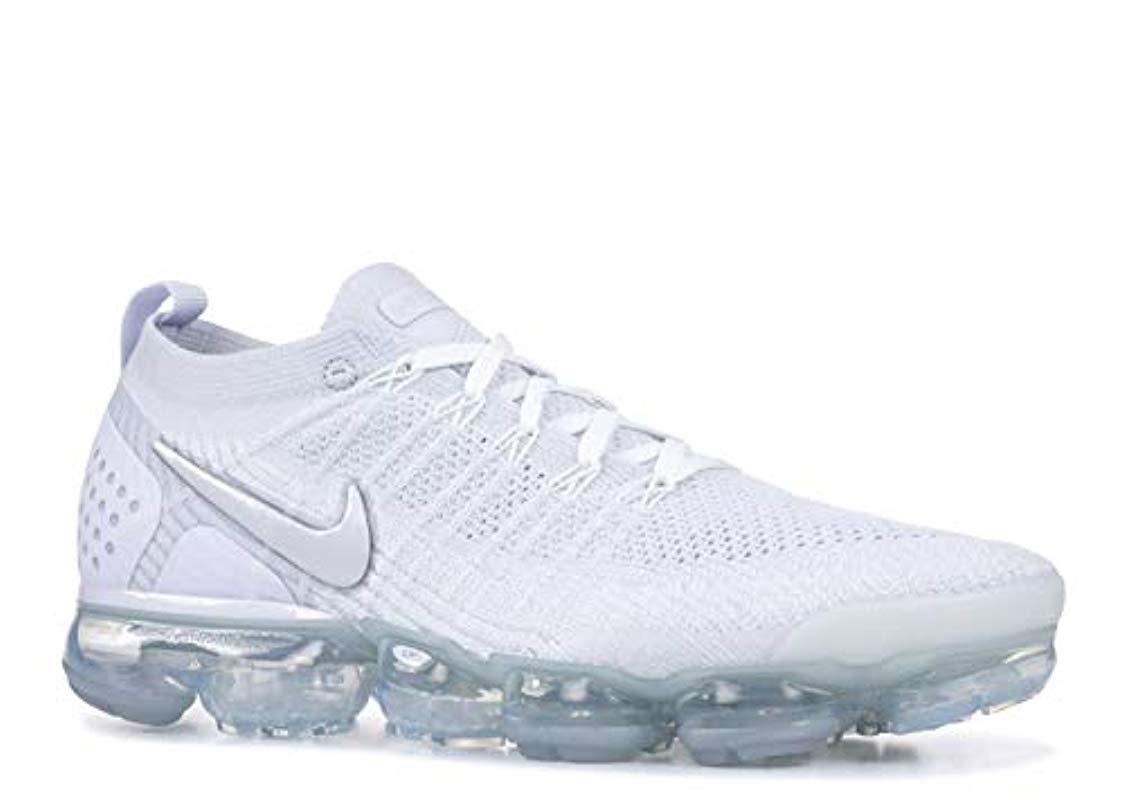 Nike Air Vapormax Flyknit 2 Fitness Shoes in White for Men | Lyst UK
