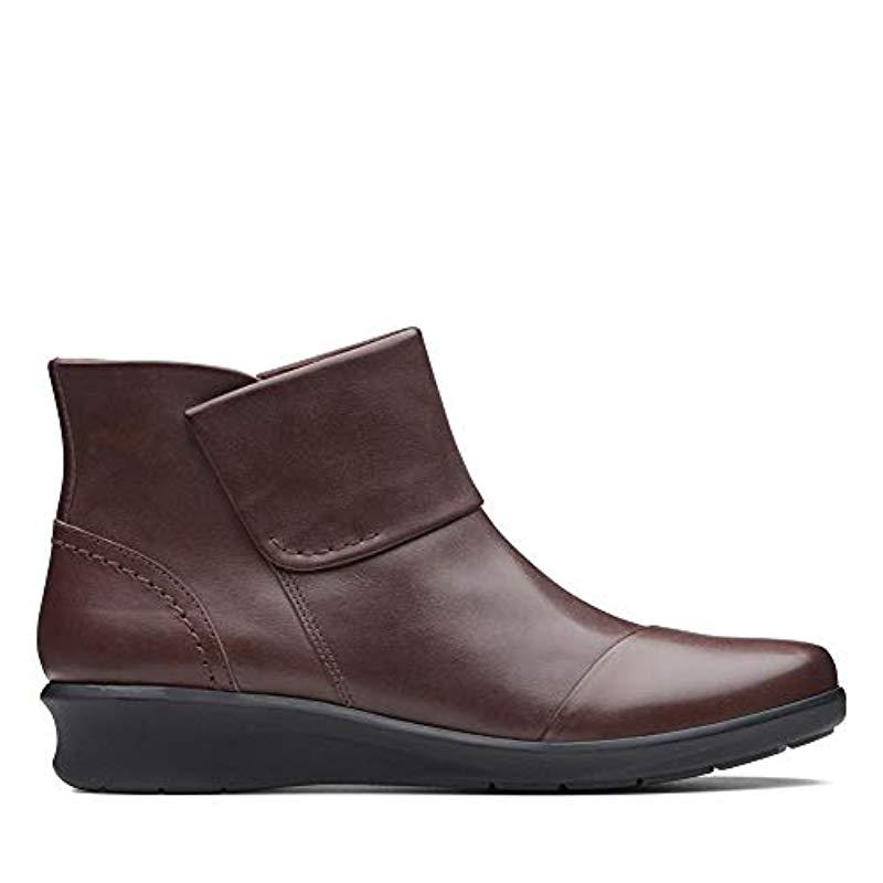 Clarks Hope Track Leather Boots In 