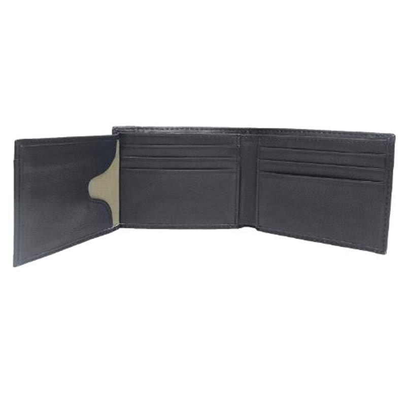 levi's men's traveler wallet with interior zipper