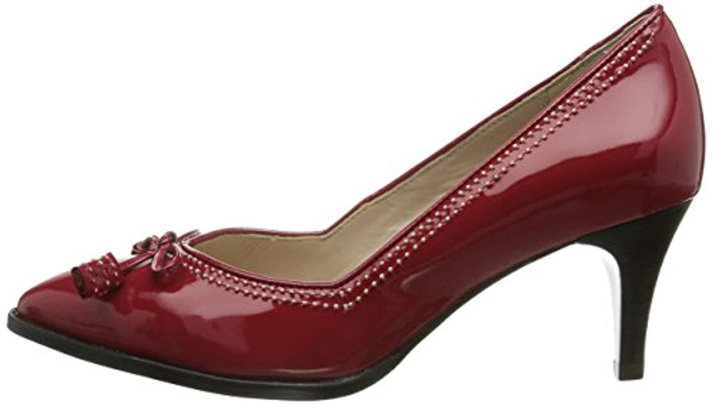 clarks bombay red