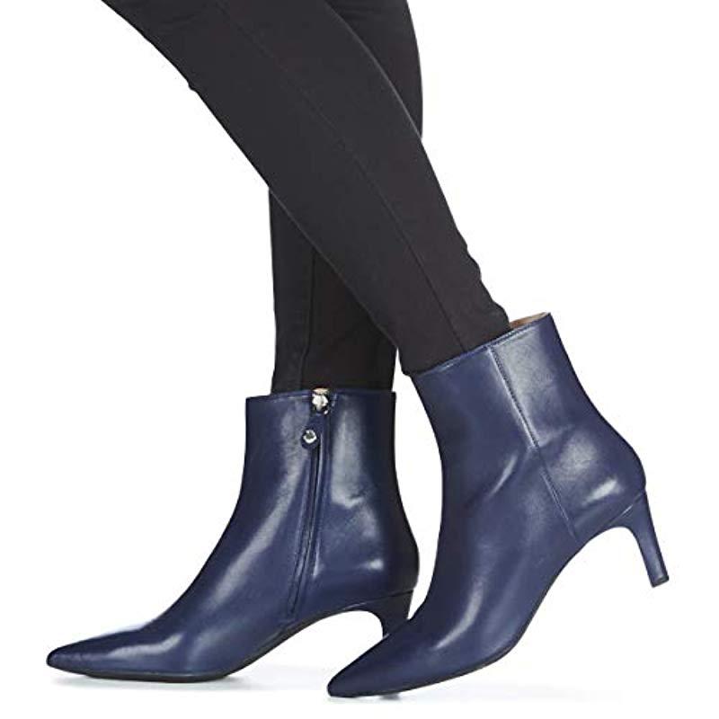 Geox D Bibbiana B Ankle Boots in Blue 