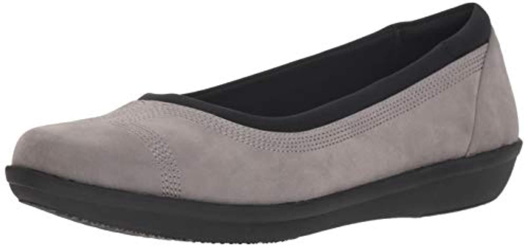 clarks women's ayla low ballet flat