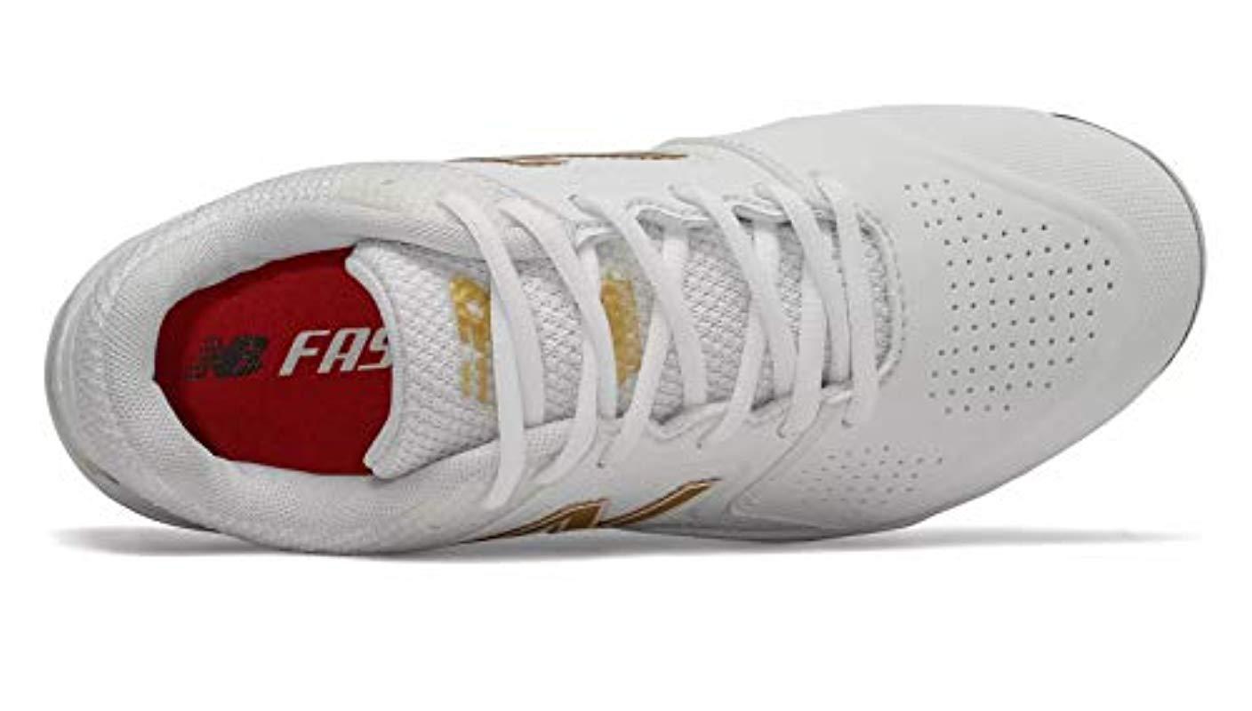 new balance women's fresh foam velo v1 tpu molded softball shoe