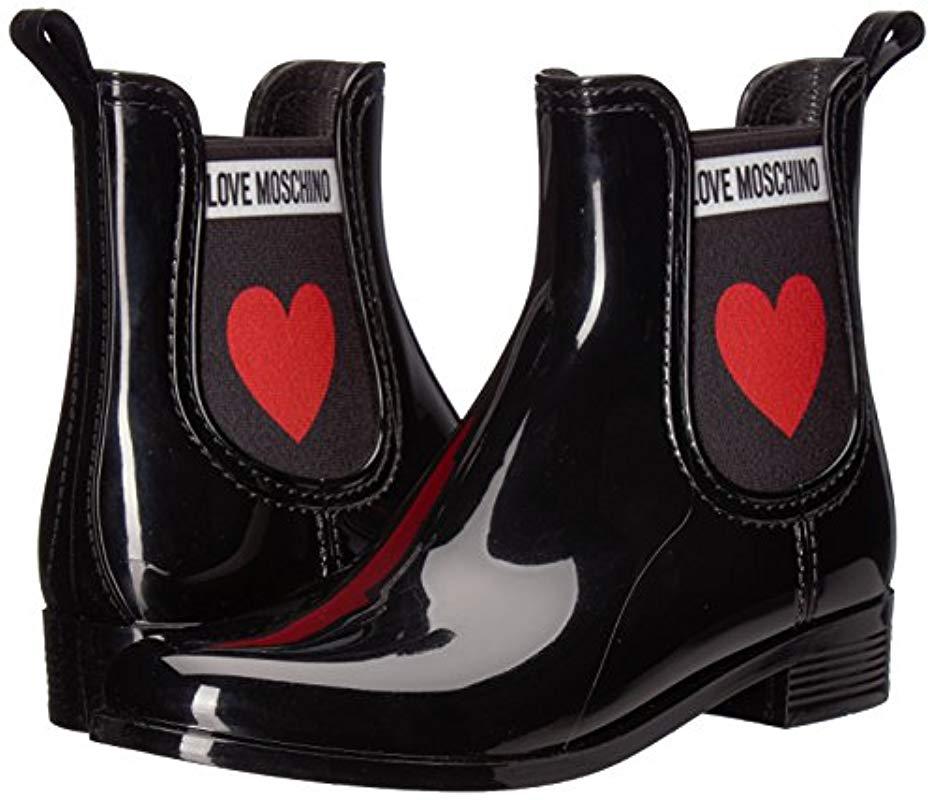 love moschino chelsea boots