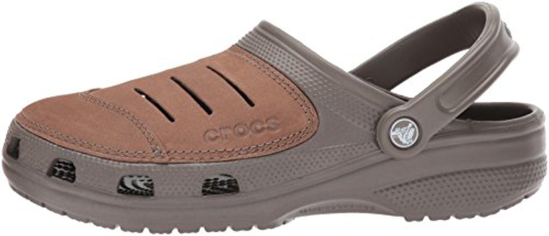 crocs bogota brown clogs