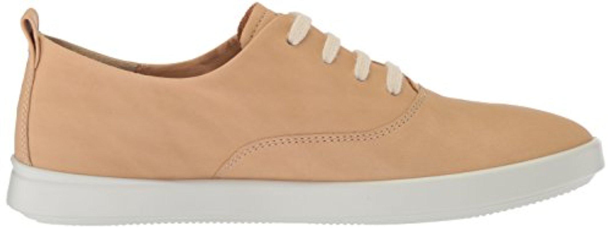ecco leisure tie sneakers