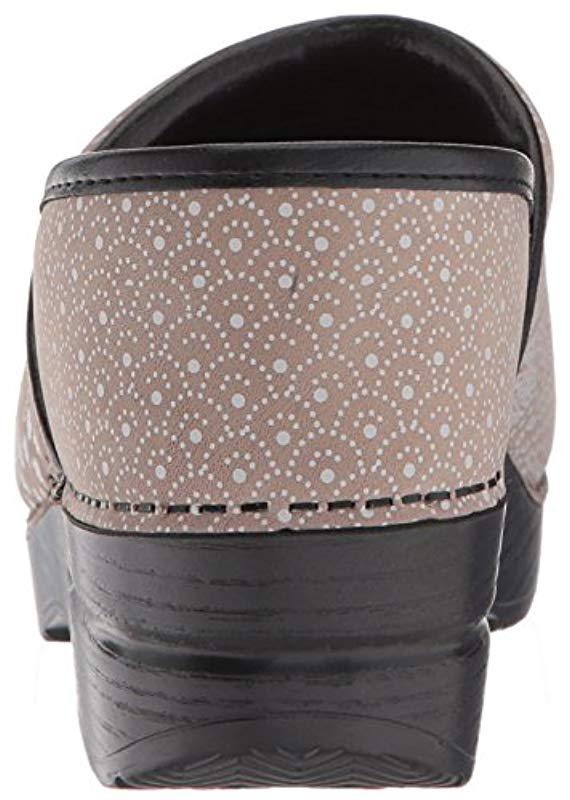 dansko embroidered pro