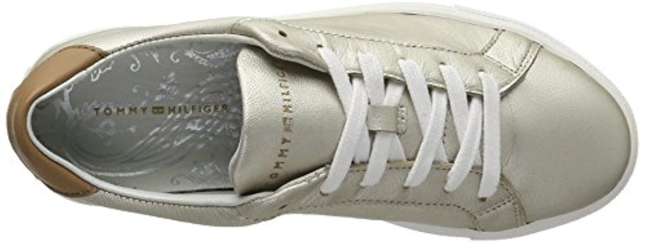 Tommy Hilfiger 's T1285ina 10a2 Trainers Silver Grey in Metallic - Lyst
