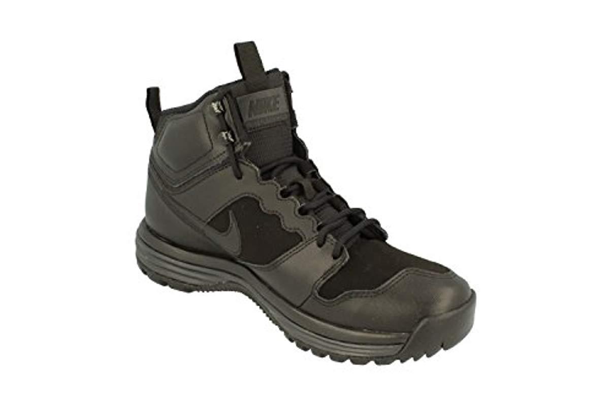 nike dual fusion hills mid men's hiking boots