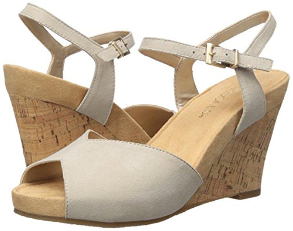 aerosoles bloom wedge sandal