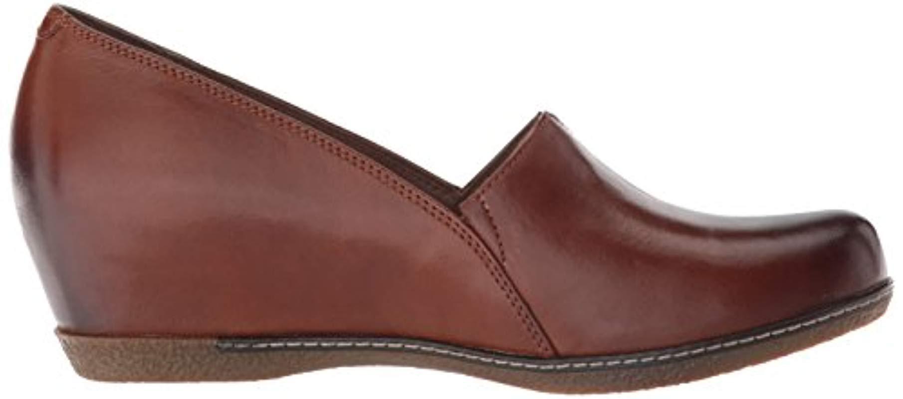 dansko women's liliana loafer flat